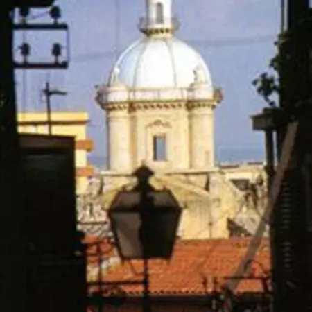 Castel Sant'angelo Sea View Semesterbostad *