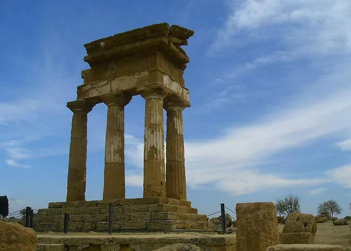Castel Sant'angelo Sea View