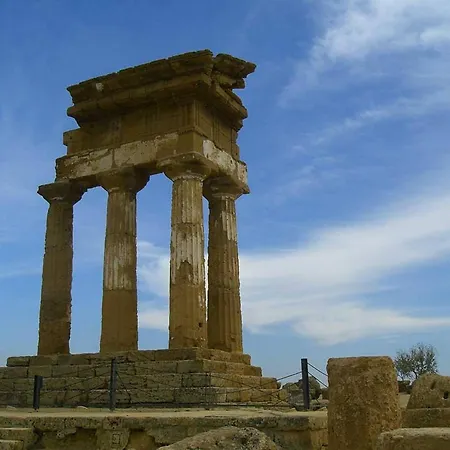 Castel Sant'angelo Sea View