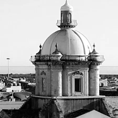 펜션 Castel Sant'angelo Sea View